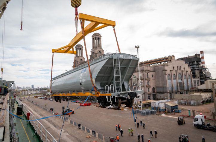 Refuerzan el transporte ferroviario de granos con nuevos vagones tolva